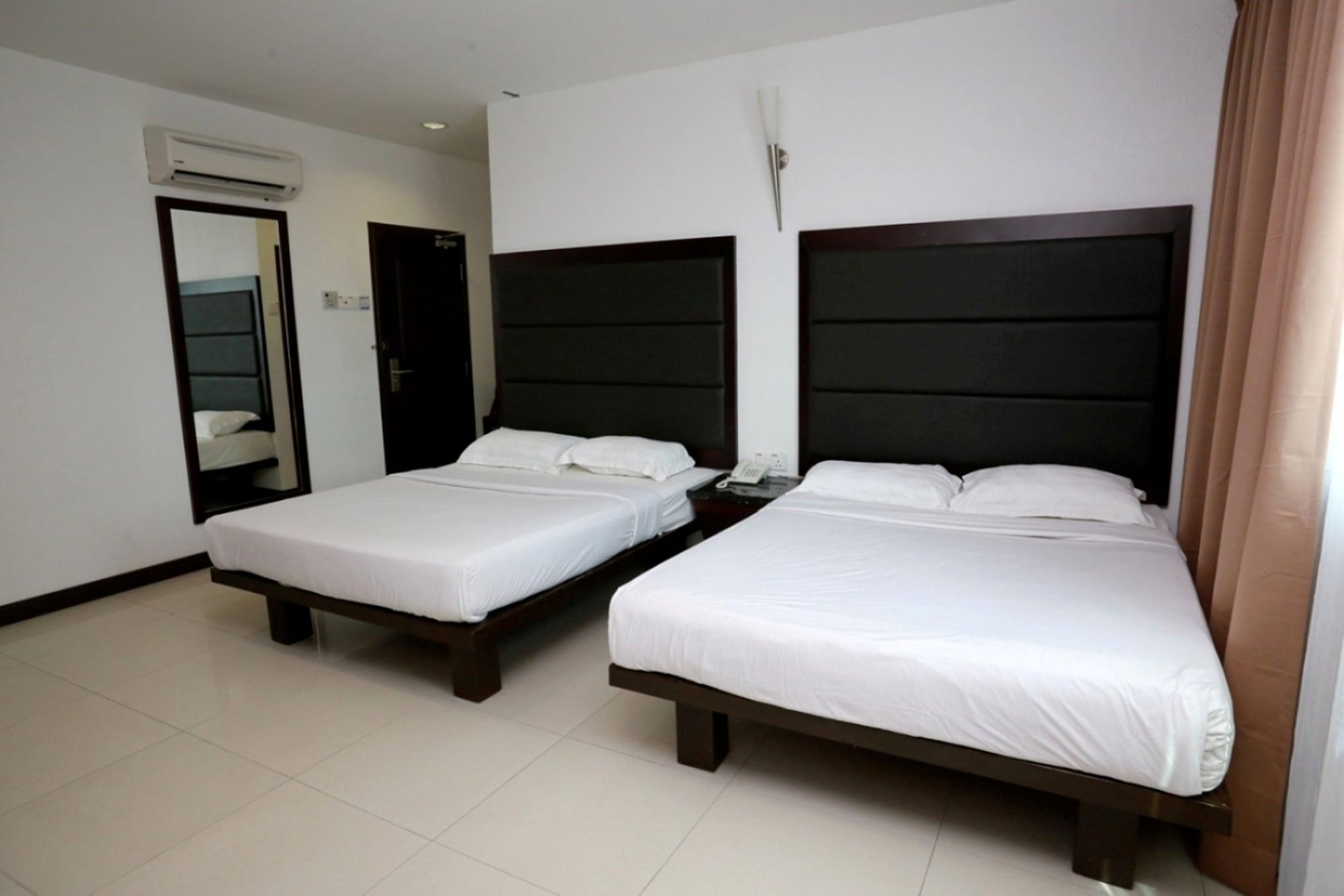 Crystal Lodge Kota Bharu Extérieur photo