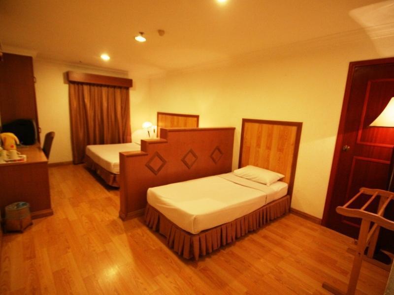 Crystal Lodge Kota Bharu Extérieur photo