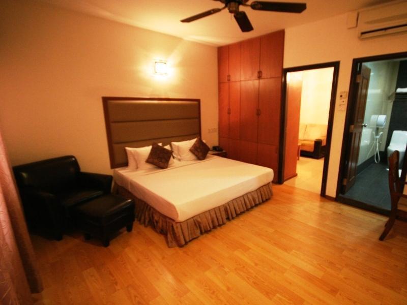 Crystal Lodge Kota Bharu Extérieur photo